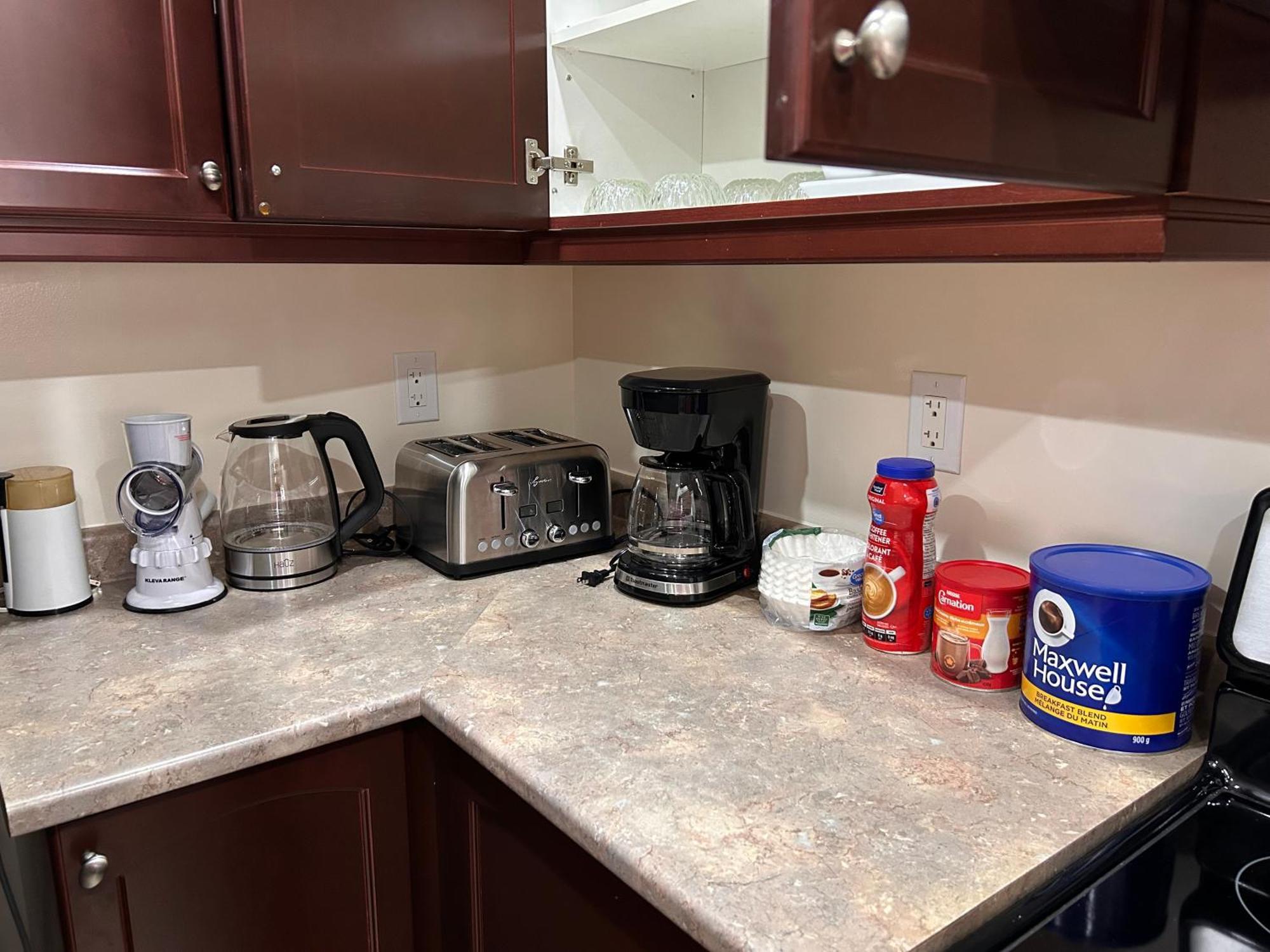 Avid Vacation Palace In Castlemore , Brampton Luaran gambar