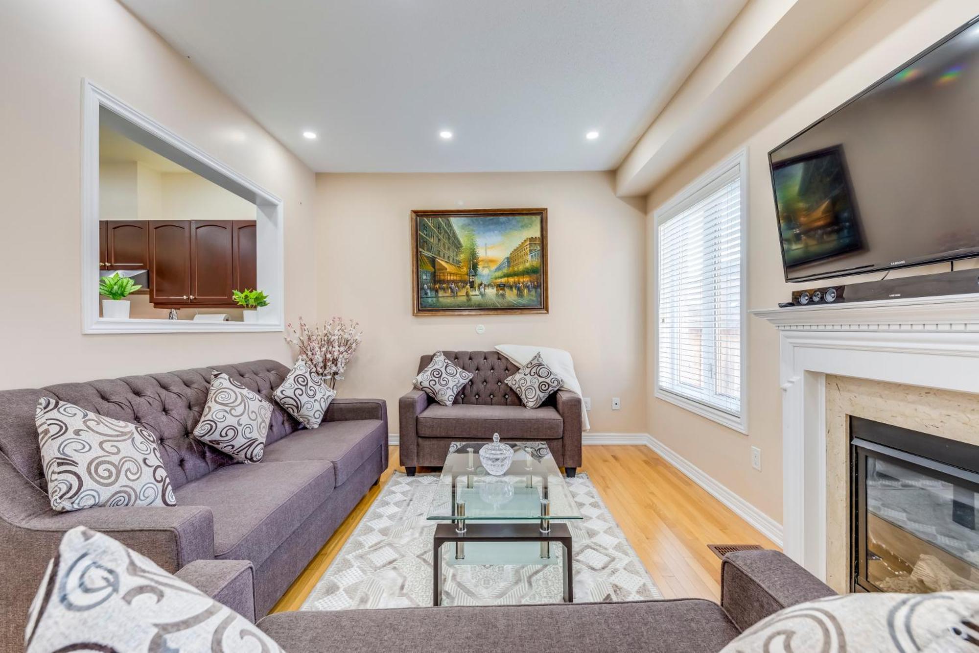 Avid Vacation Palace In Castlemore , Brampton Luaran gambar