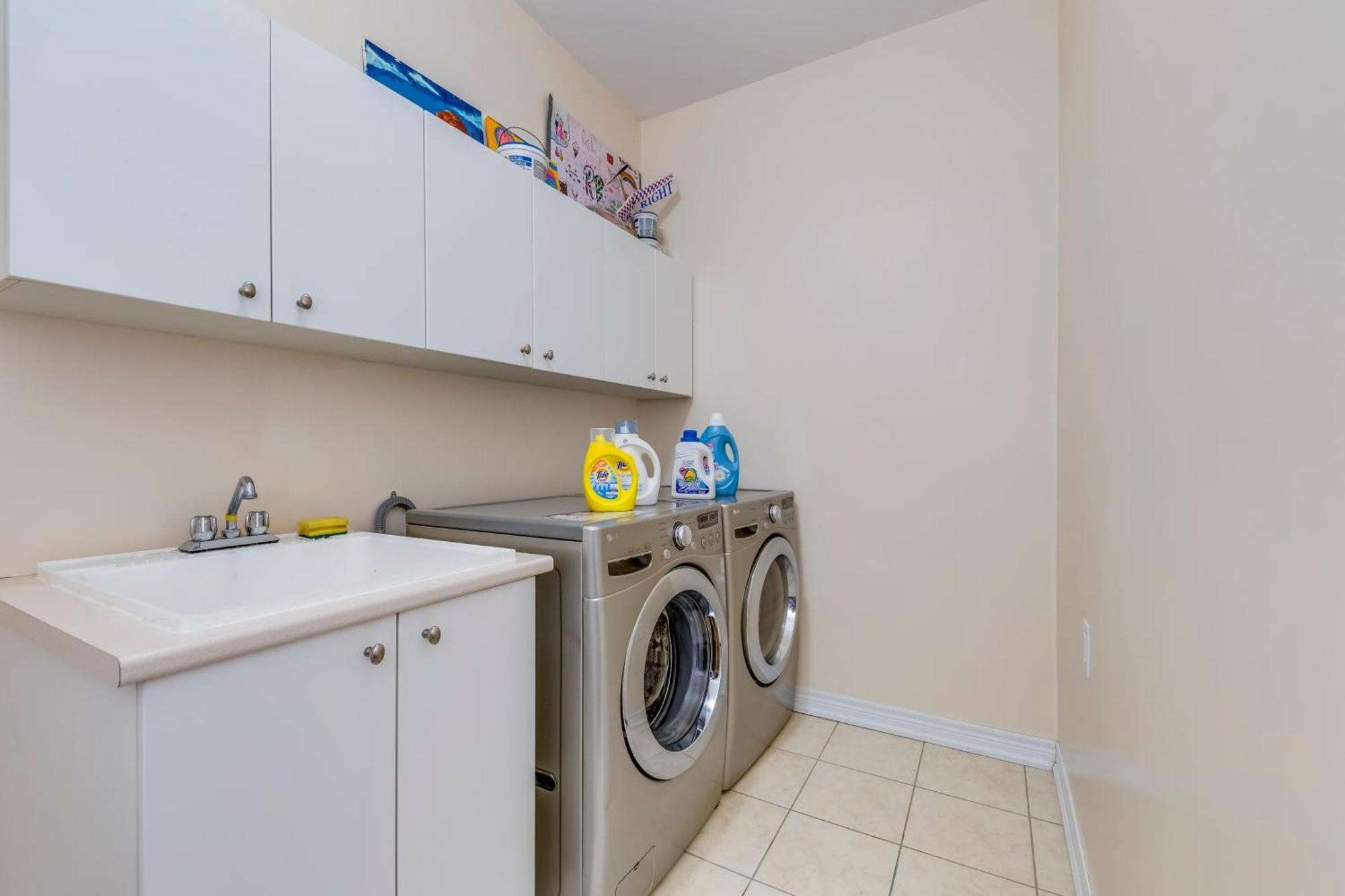 Avid Vacation Palace In Castlemore , Brampton Luaran gambar